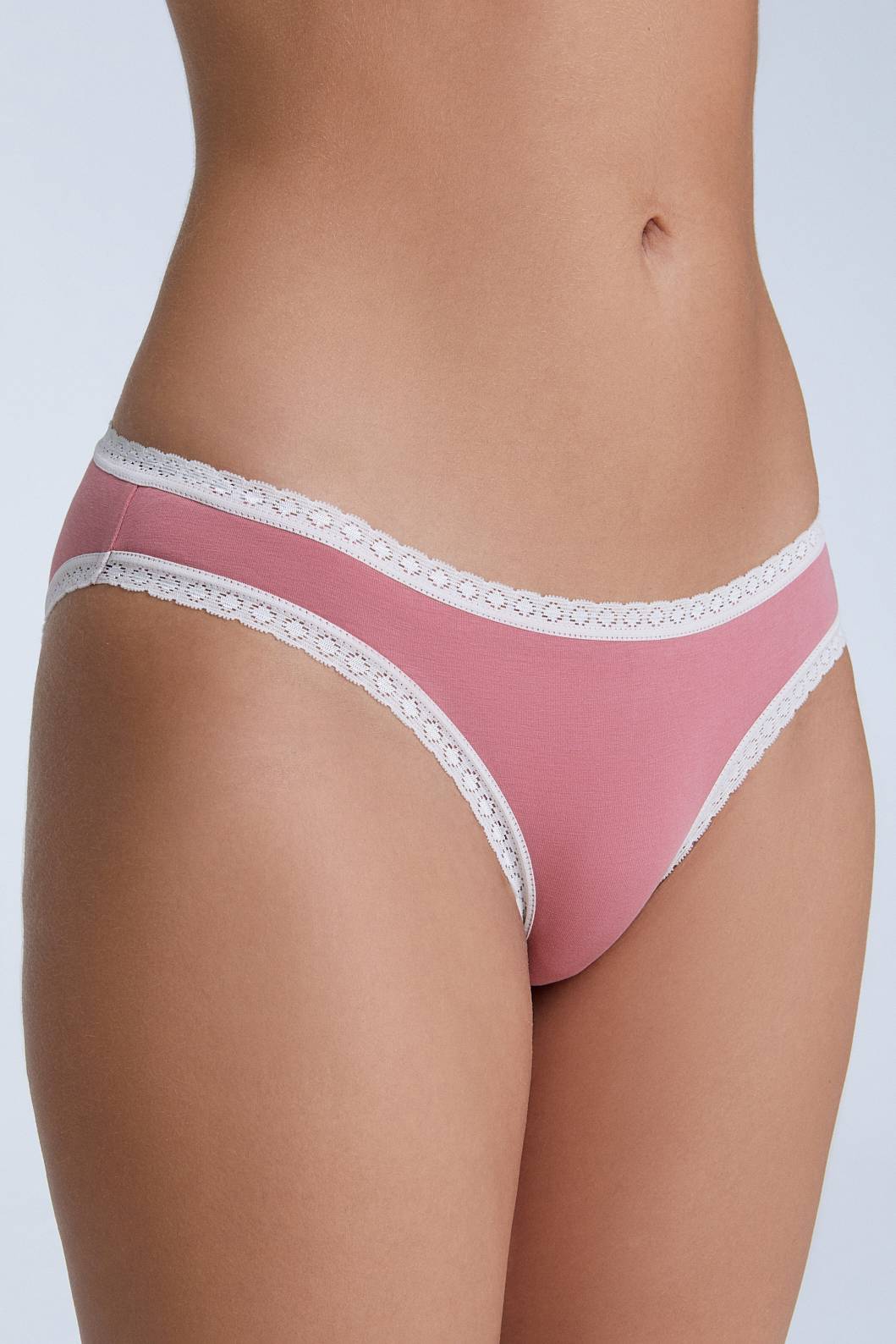 Women's briefs with lace detailing, made from organic cotton, shown on a white background. Stylish and eco-friendly lingerie from True North 1111-082
